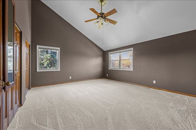 2S904 Heritage Glen Court, Batavia, IL 60510