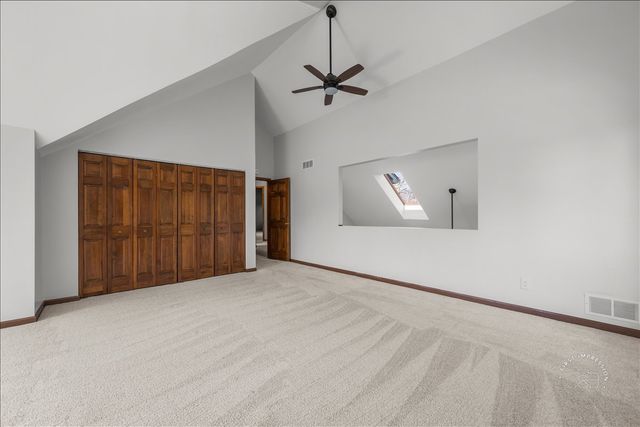 2S904 Heritage Glen Court, Batavia, IL 60510