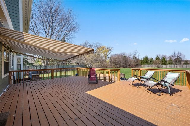 2S904 Heritage Glen Court, Batavia, IL 60510