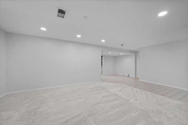 2S904 Heritage Glen Court, Batavia, IL 60510