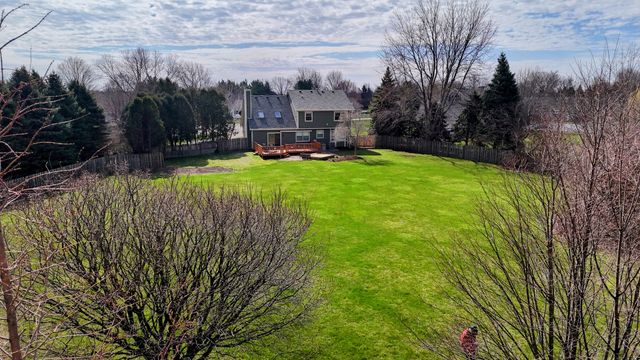 2S904 Heritage Glen Court, Batavia, IL 60510