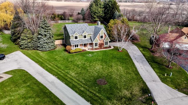 2S904 Heritage Glen Court, Batavia, IL 60510