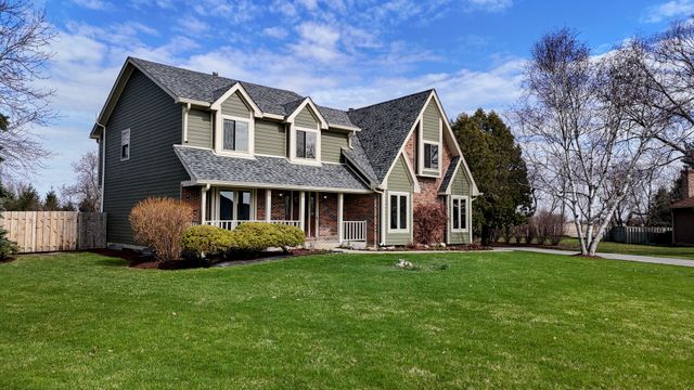 2S904 Heritage Glen Court, Batavia, IL 60510