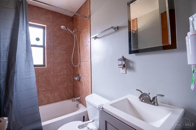 1458 Van Fleet Avenue, Mt Healthy, OH 45231