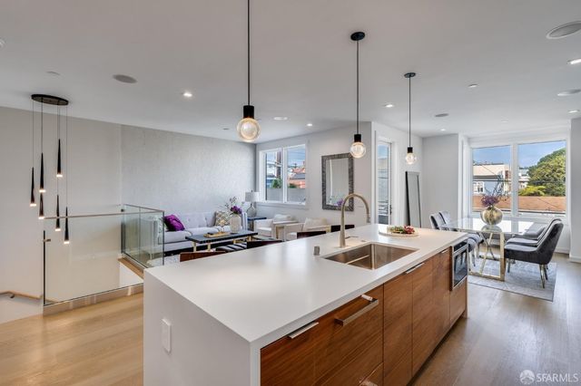 2829 25th Street 3, San Francisco, CA 94110