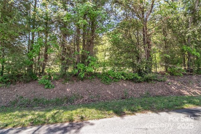 4279 Candlewood Drive, Sherrills Ford, NC 28673