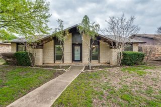 2214 Grapevine Lane, Carrollton, TX 75007