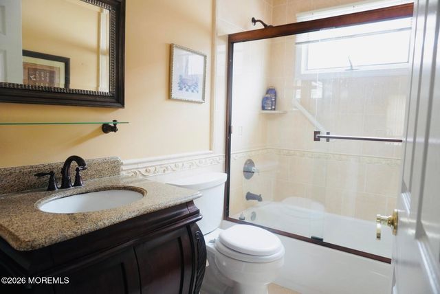 2400 Coral Leaf Road, Toms River, NJ 08755