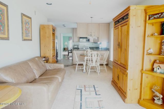 2400 Coral Leaf Road, Toms River, NJ 08755