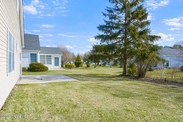 2400 Coral Leaf Road, Toms River, NJ 08755