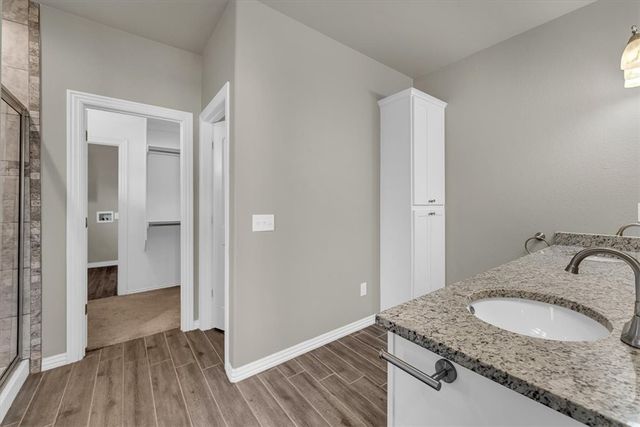 1218 Bradley Street, Centerton, AR 72719