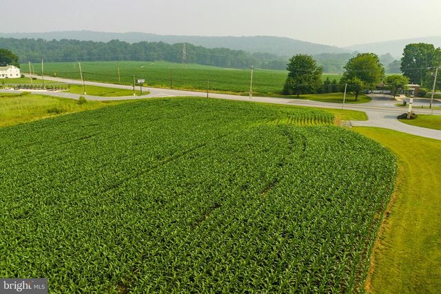 50 W 28TH DIVISION HWY, Lititz, PA 17543
