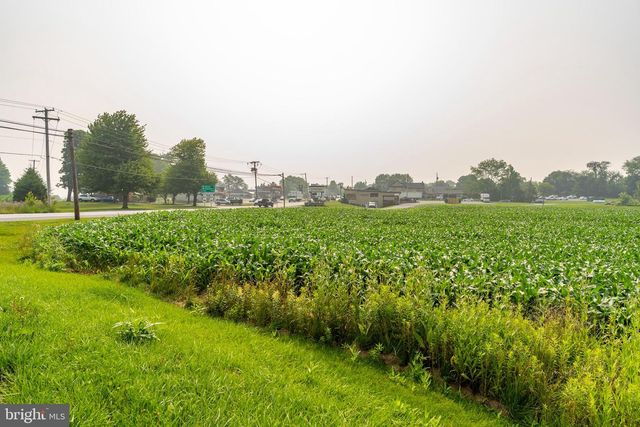 50 W 28TH DIVISION HWY, Lititz, PA 17543