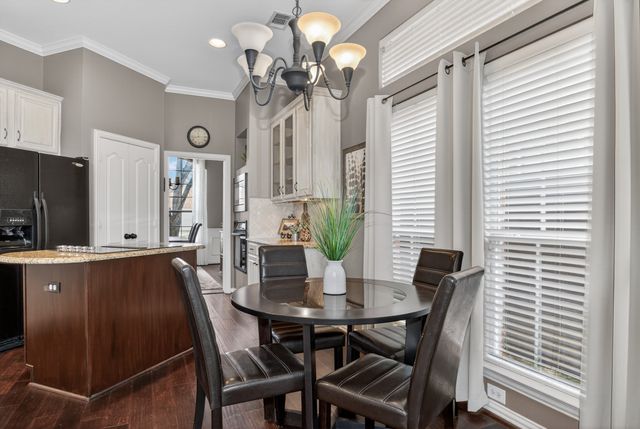 8615 Oak Valley Court, Irving, TX 75063