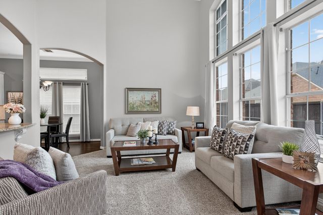 8615 Oak Valley Court, Irving, TX 75063