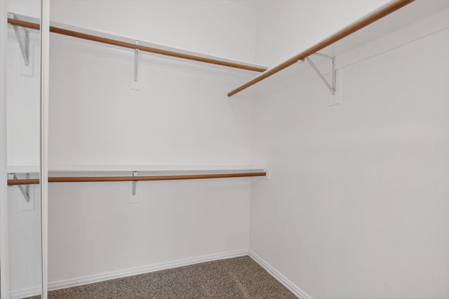 8615 Oak Valley Court, Irving, TX 75063