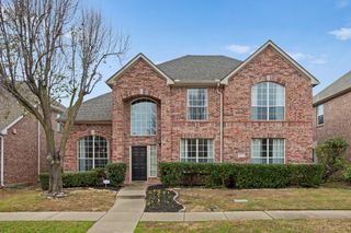 8615 Oak Valley Court, Irving, TX 75063