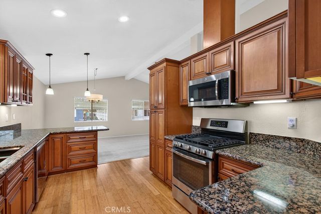 24921 Muirlands Boulevard 58, Lake Forest, CA 92630