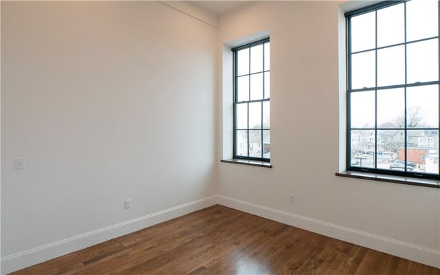 15 Cranston Avenue 27, Newport, RI 02840