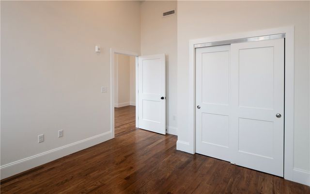 15 Cranston Avenue 27, Newport, RI 02840