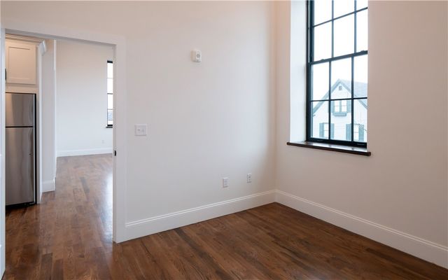 15 Cranston Avenue 27, Newport, RI 02840