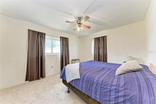 2811 33RD AVENUE W, Bradenton, FL 34205