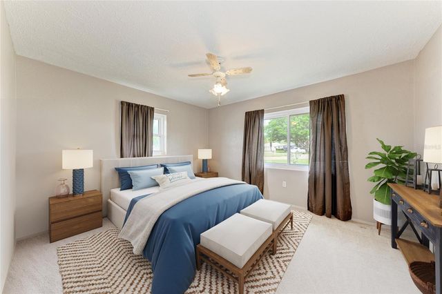 2811 33RD AVENUE W, Bradenton, FL 34205