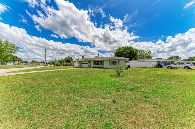 2811 33RD AVENUE W, Bradenton, FL 34205