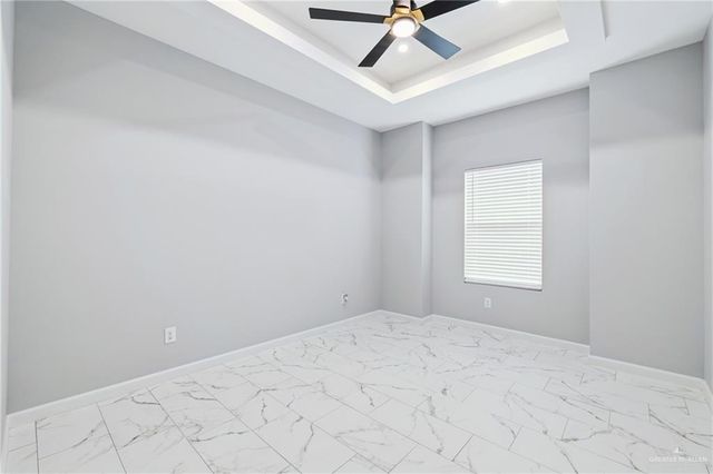 2305 N Venice Avenue, Edinburg, TX 78542