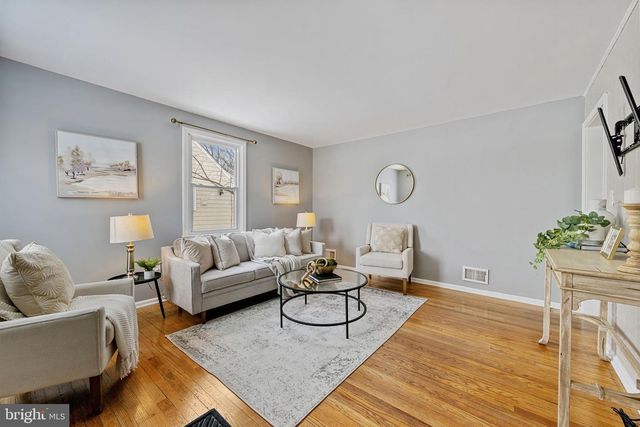 911 HOMBERG AVE, Baltimore, MD 21221