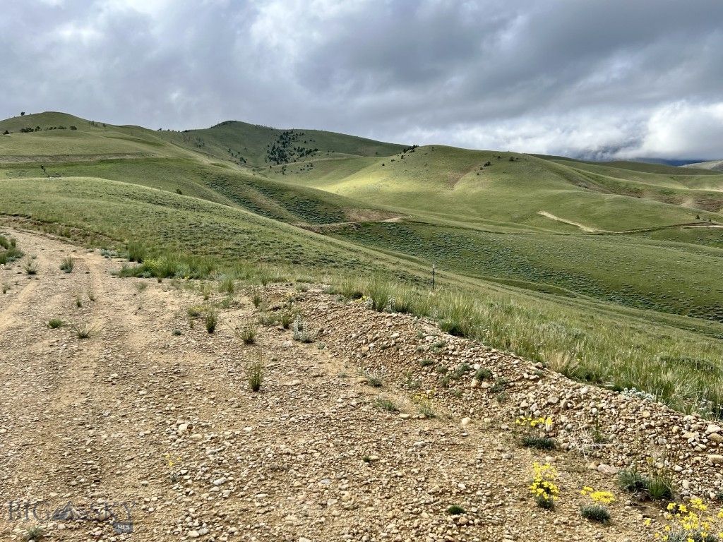 132 Freedom, Belfry, MT 59008 photo 9