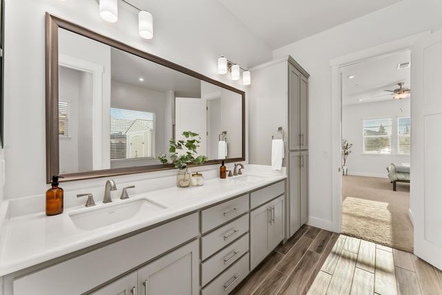 5542 Booyong St, Fair Oaks, CA 95628