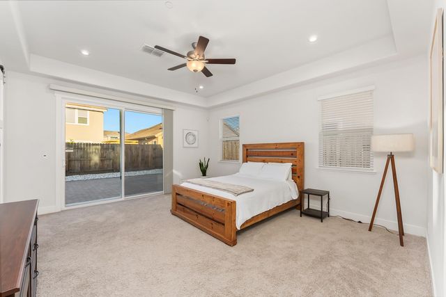 5542 Booyong St, Fair Oaks, CA 95628