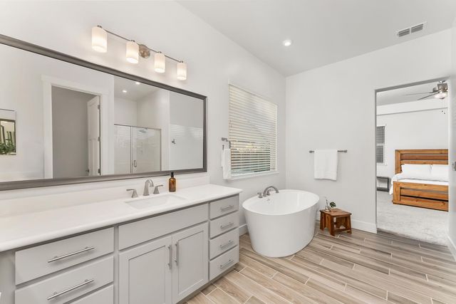 5542 Booyong St, Fair Oaks, CA 95628