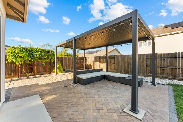 5542 Booyong St, Fair Oaks, CA 95628