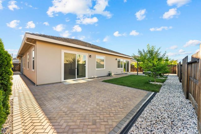 5542 Booyong St, Fair Oaks, CA 95628