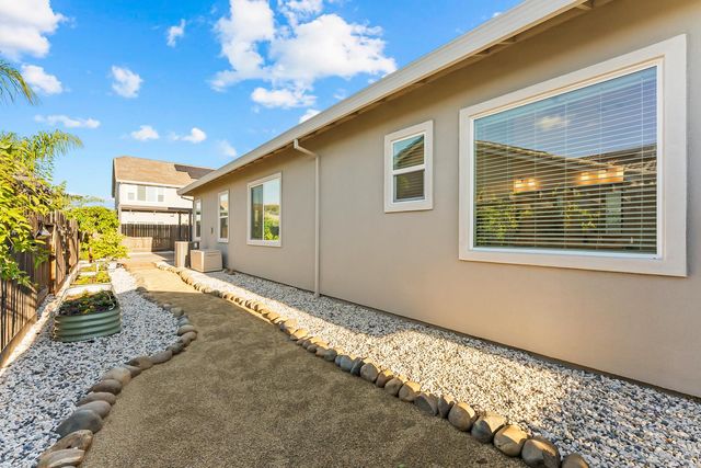 5542 Booyong St, Fair Oaks, CA 95628