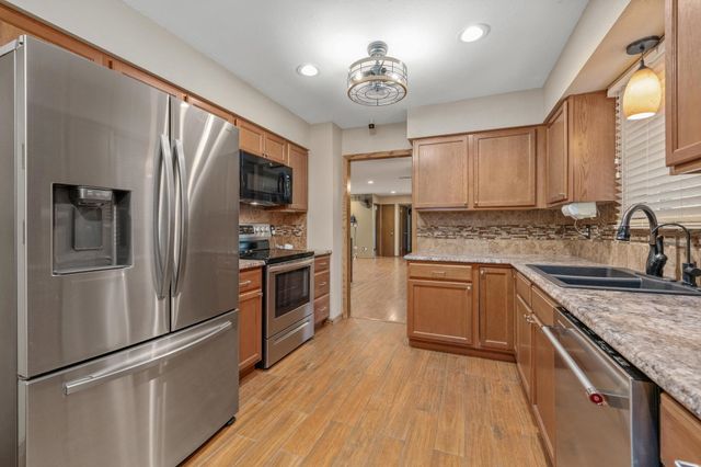 10007 W Merton, Wichita, KS 67209