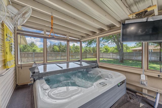 10007 W Merton, Wichita, KS 67209