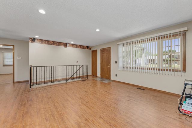 10007 W Merton, Wichita, KS 67209