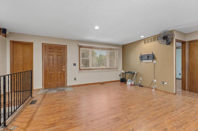 10007 W Merton, Wichita, KS 67209