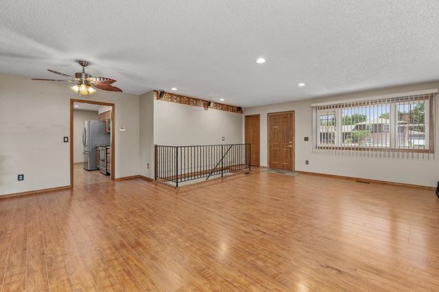 10007 W Merton, Wichita, KS 67209