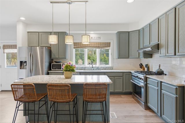 14 Freds Lane, Shelter Island, NY 11964