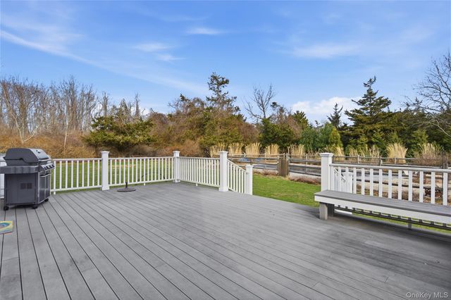 14 Freds Lane, Shelter Island, NY 11964