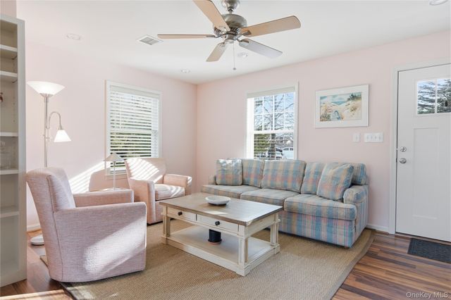 14 Freds Lane, Shelter Island, NY 11964