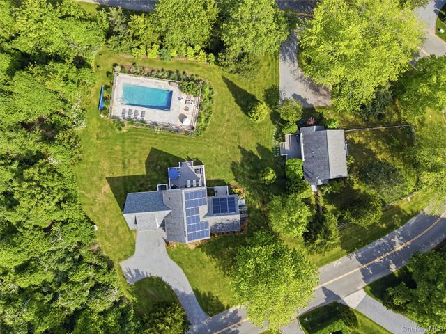 14 Freds Lane, Shelter Island, NY 11964