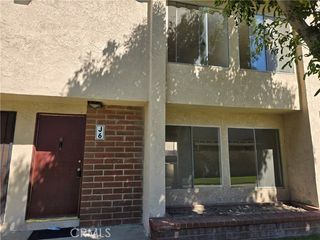 700 W La Veta J6, Orange, CA 92868