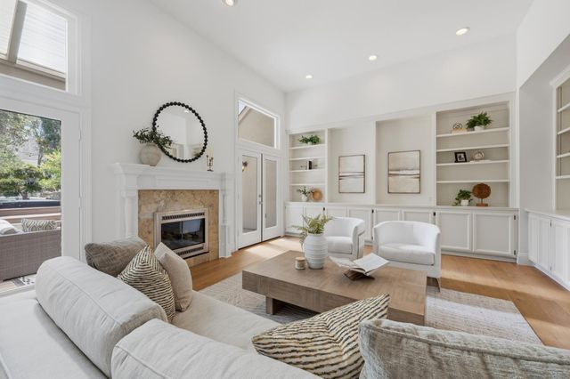 1194 Shetland Way, El Dorado Hills, CA 95762