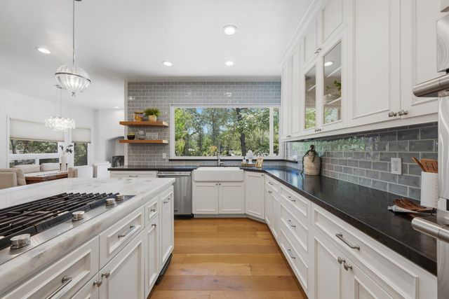 1194 Shetland Way, El Dorado Hills, CA 95762