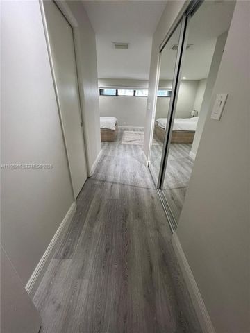 307 Bonnie Brae Way 26, Hollywood, FL 33021